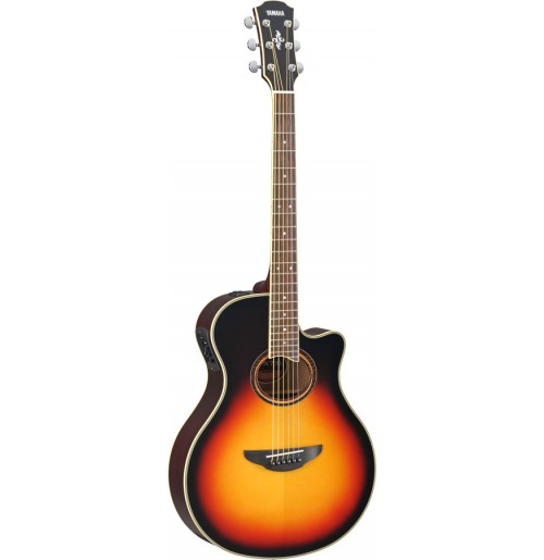 Yamaha APX700II VS elektro-akustična kitara